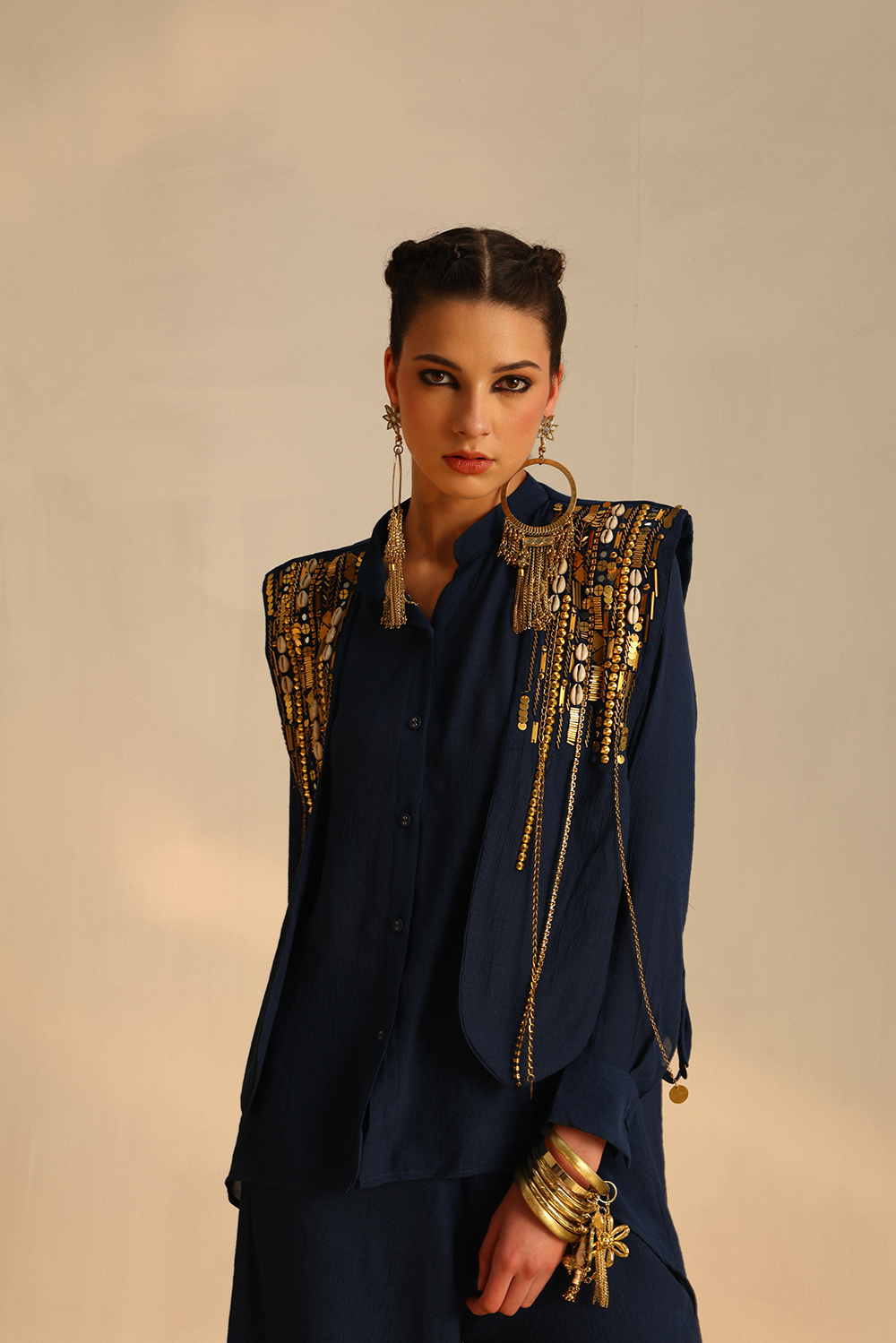 Waterfall shirt set with a panel waistcoat