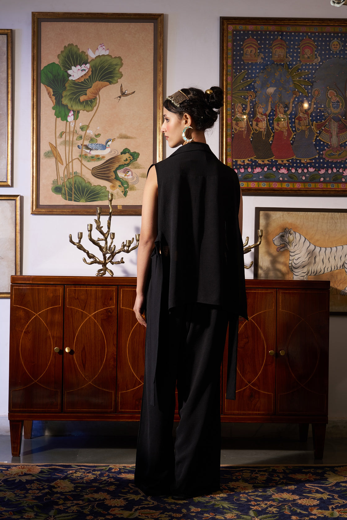 Sleeveless Oxidised Blazer Set