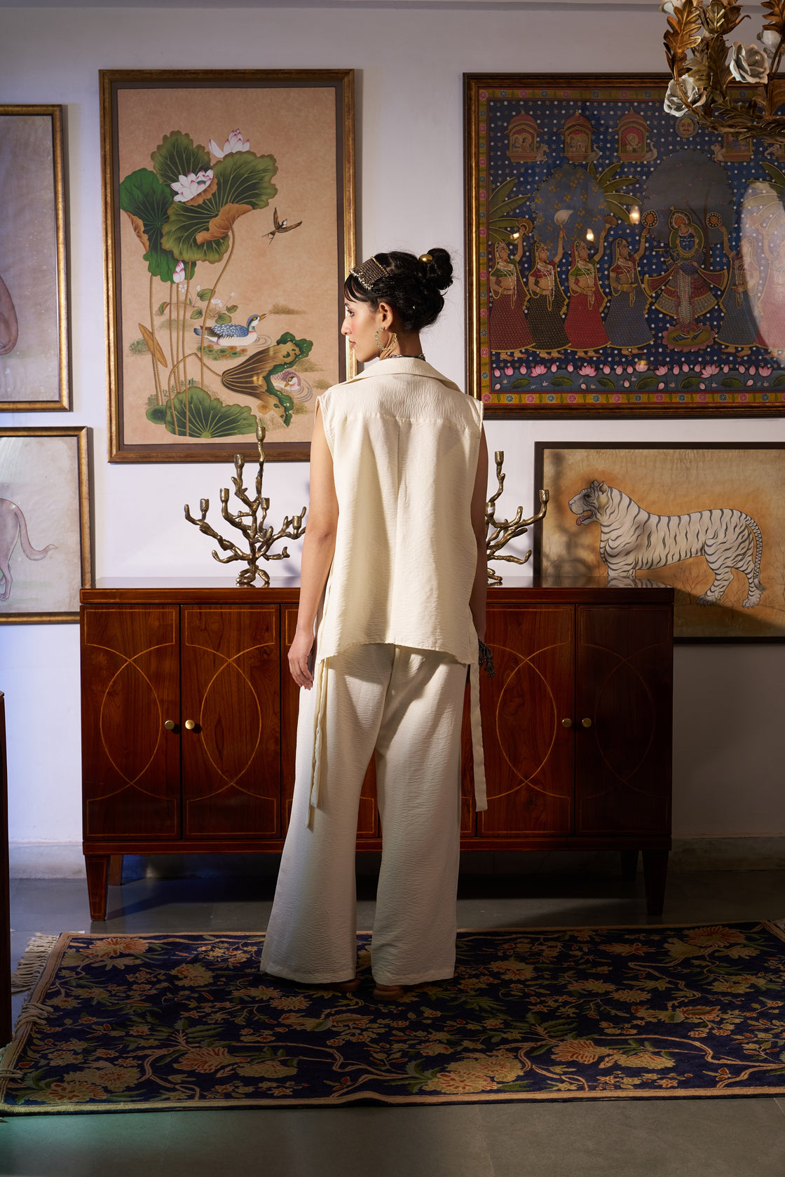 Sleeveless Oxidised Blazer Set