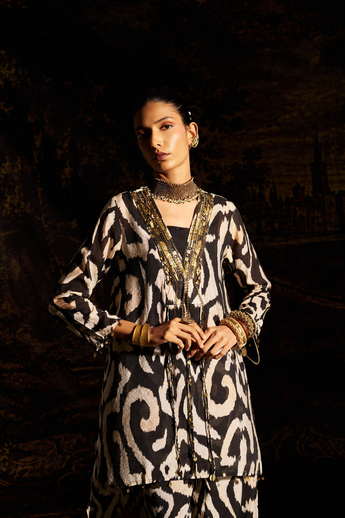 B/W Metallic Tunic Set