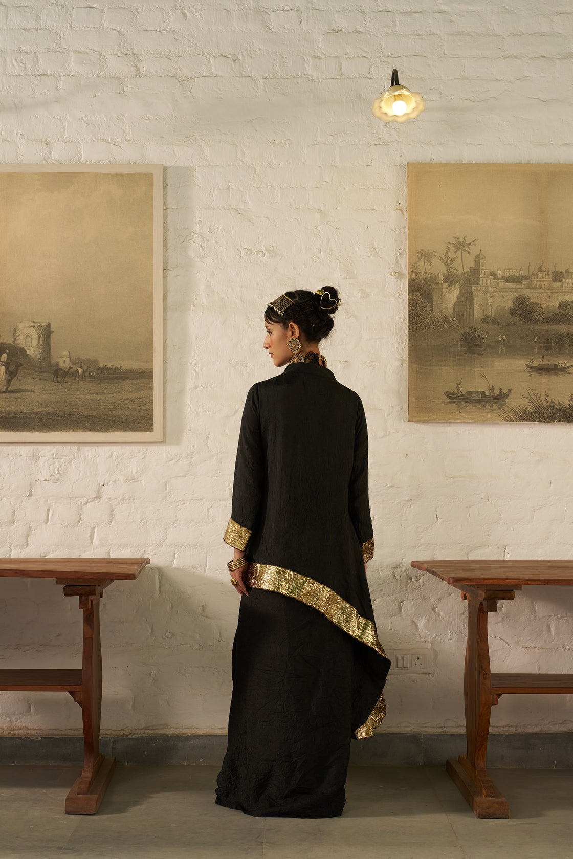 Asymmetric Kali Kurta Set